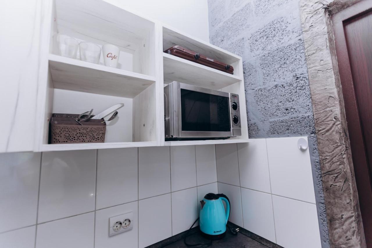 Apartments Біля Жд Вокзалу Ivano-Frankivsk Exterior photo